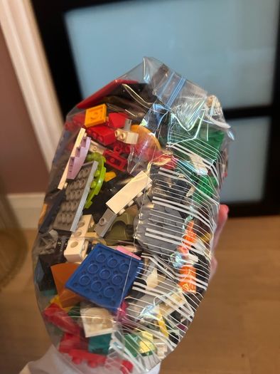 1kg mixed Lego bag / all authentic Lego