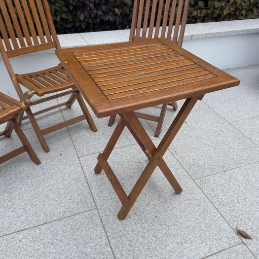 Outdoor Solid Wood Table and Chairs