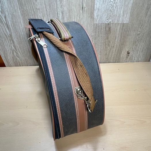 Aston Vintage Semi-Circle Case Travel Bag - Domed Retro