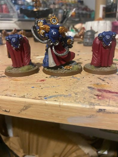 Warhammer 40k Marneus Calgar and Victrix Guard