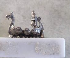 Handstopt Tpb Tinn Norge Pewter Viking Ship On Marble Plinth.