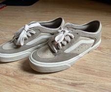 Vans Rowley Beige Suede UK 6 shoes