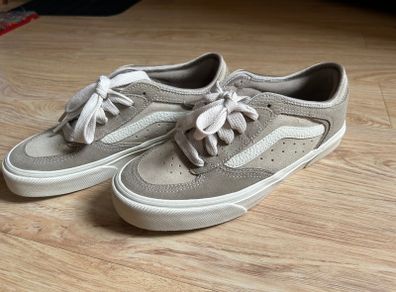 Vans Rowley Beige Suede UK 6 shoes