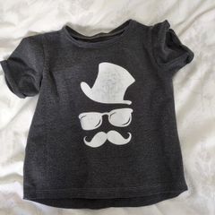 Boys bundle (age 4-5): trousers, shirts