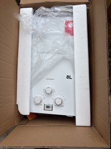8L Propane LPG Gas Water Heater with Winter and Summer Modes, Instant Propane Water Heater, with Shower Kit, Digital Display