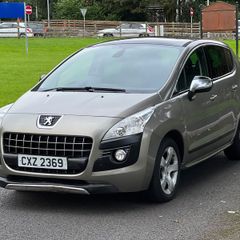 2011 Peugeot 3008 (automatic)