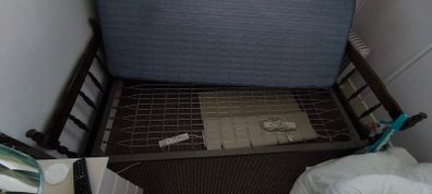 Excellent condition single bed with good mattress