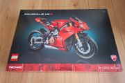 LEGO Technic 42202 Ducati Panigale V4 S