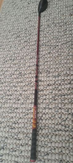 taylormade stealth 2. 5 hybrid.