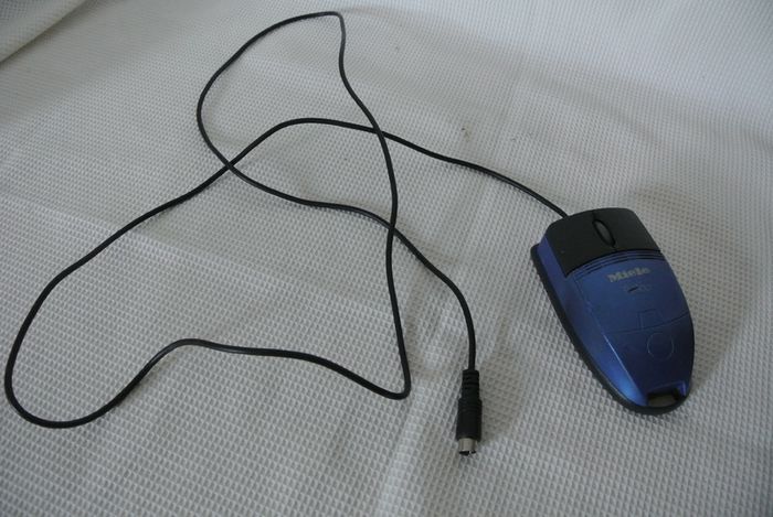 Miele Blue Computer Mouse