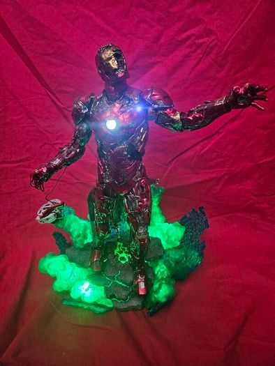 Hot toys iron man mysterio illusion