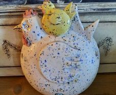 Irish Dun Oir Hand Crafted Ceramic Music Box, AV