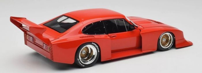 Ford Capri Turbo Size 5 Red 1979 - Minichamps - 1/18 - NEW in BOX