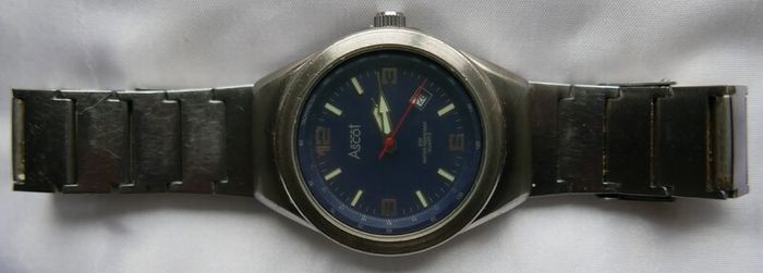 Ascot Water Resistant  30 M Men Quartz Watch New Battery