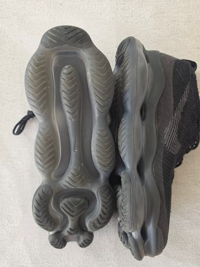 Nike  Air Max Scorpion Flyknit Triple Black uk 12