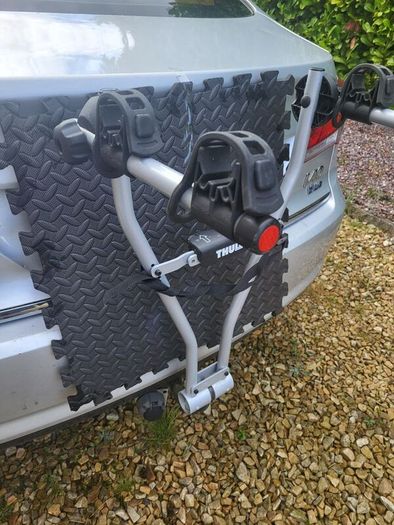 Thule bike rack for  2 bikes (tow bar connection)