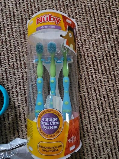 Brand New Nuby Oral Care System and 1st sipeez
