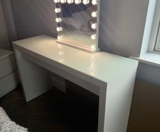 IKEA malm vanity / dressing table with mirror