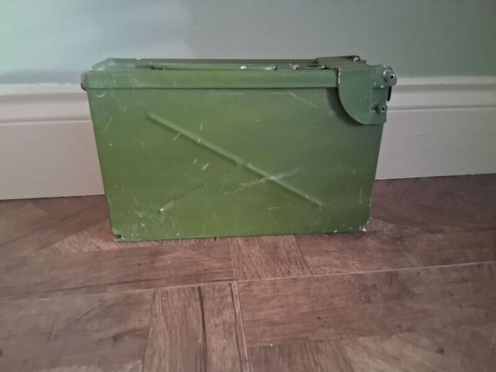 French Military surplus 7.62MM AA-52 machine gun ammo can (Free postage)