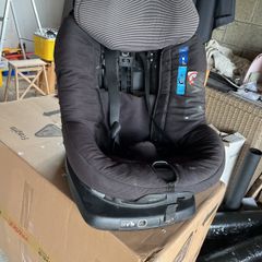 child isofix