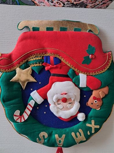 Christmas wall hangers