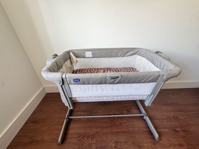 Chicco Next2Me Magic Evo Crib
