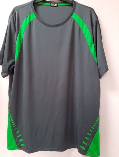 New Tee shirt XXL tag attached