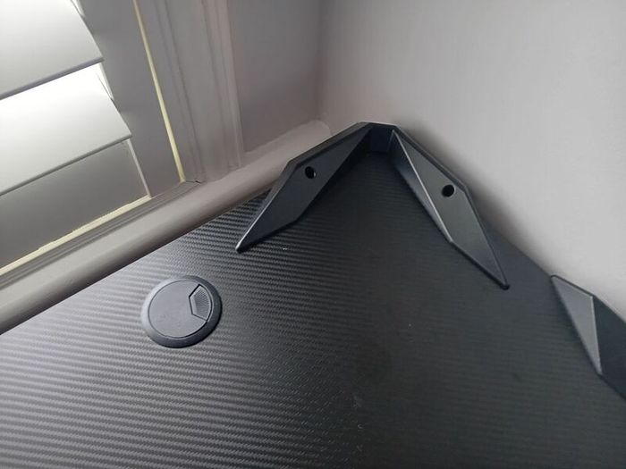 Gaming desk