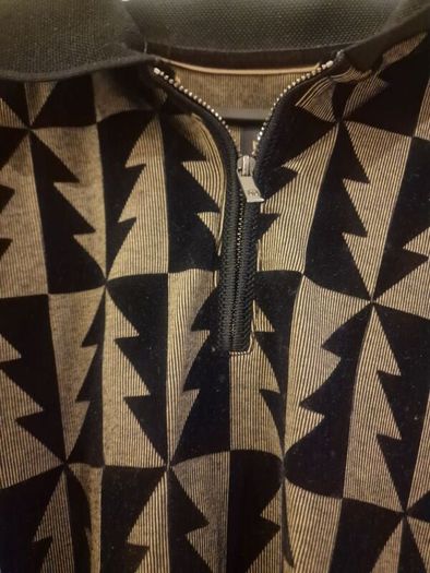 Christmas Zip Polo-Shirt gold and black