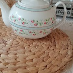 Cath Kidston tea pot
