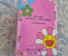 marc Jacobs daisy murakami