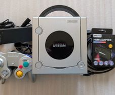 Nintendo Gamecube DOL-001 - Platinum Silver - Picoloader - 128GB
