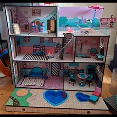 lol doll house