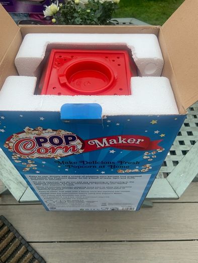 popcorn maker