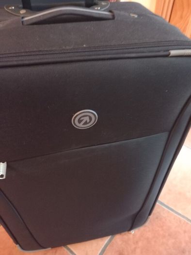 Willis Suitcase
