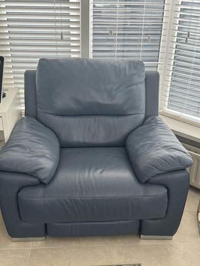 Sitting room furniture