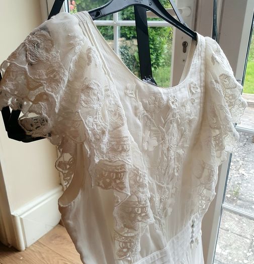 New with Tags M&S Beautiful Dress / Communion/ Flower Girl / Special Occassion Dress