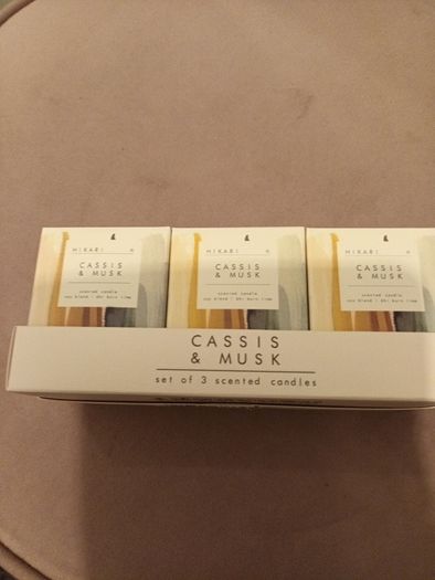 Set of scented  3 candles