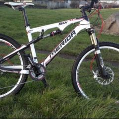 Merida ninty six carbon edition (size medium)