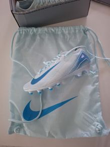 New Zoom Air football boots uk5