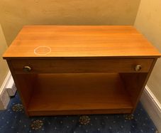 Free - Vintage wooden TV unit / Stand