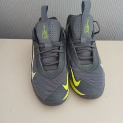 nike basketball shoes