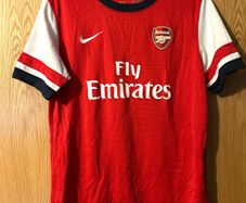 Arsenal kids football shirt size 13-15