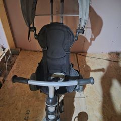 Q play trike, good condition, barely used