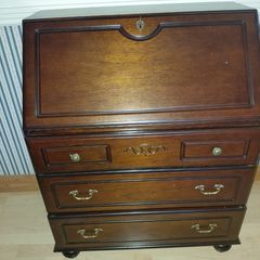 FREE Desk Bureau