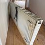 130cm white radiator with brackets Image 4