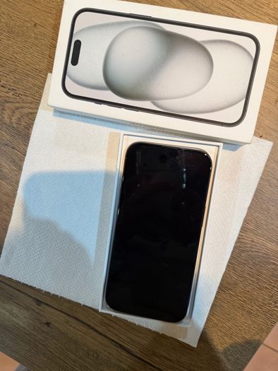 iPhone 15