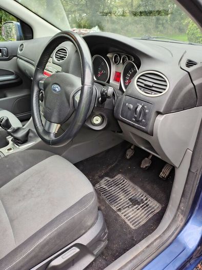 Ford Focus 2010 NCT 04/27