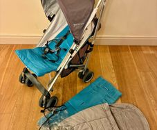 Uppababy G-Luxe with footmuff and raincover