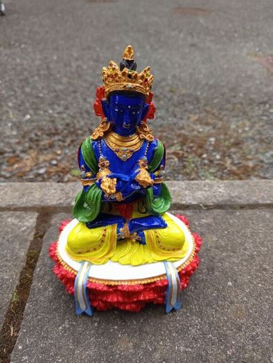 Buddha statue